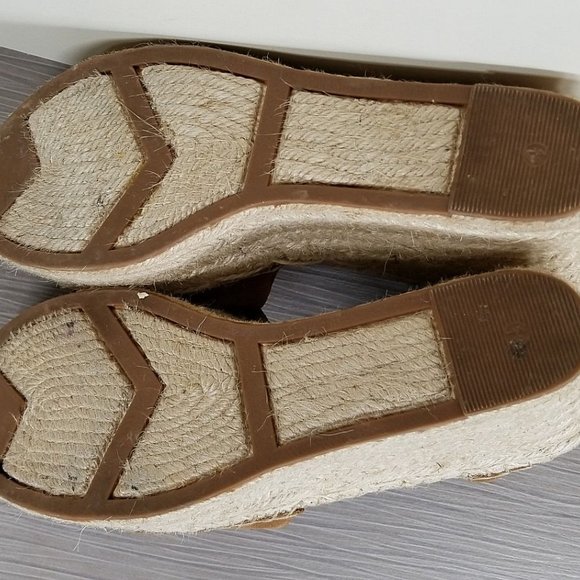 Marc Fisher LTD Alida Espadrille Platform Wedge, Brown Suede, Womens Size 9.5 M - Picture 10 of 11